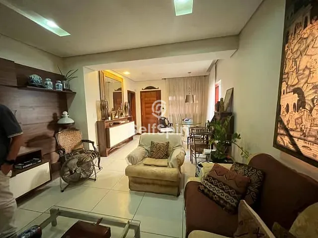 Casa 2 quartos e 2 banheiros, para alugar, no bairro Vital Brazil em Niterói