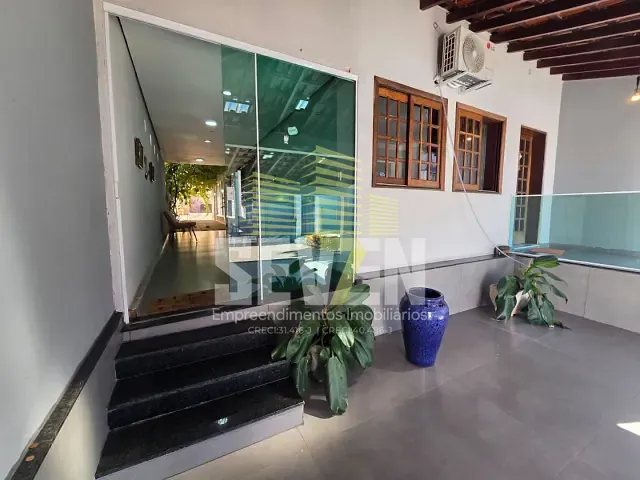 Casa com 484m², à venda, no bairro Jardim Brasil em Bauru