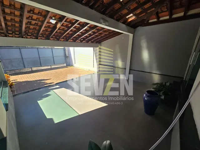 Casa com 484m², à venda, no bairro Jardim Brasil em Bauru