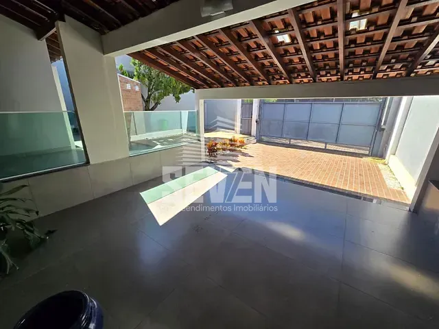 Casa com 484m², à venda, no bairro Jardim Brasil em Bauru