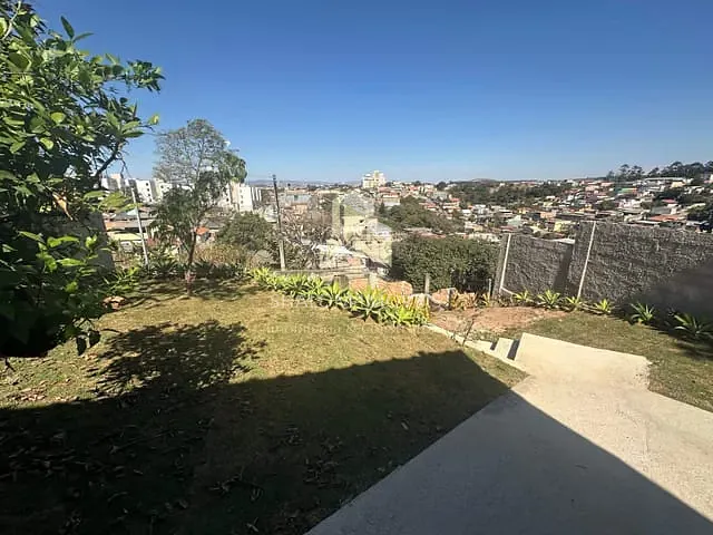 Casa 3 quartos e 2 banheiros, à venda, no bairro Rosimeire (Justinópolis) em Ribeirão das Neves