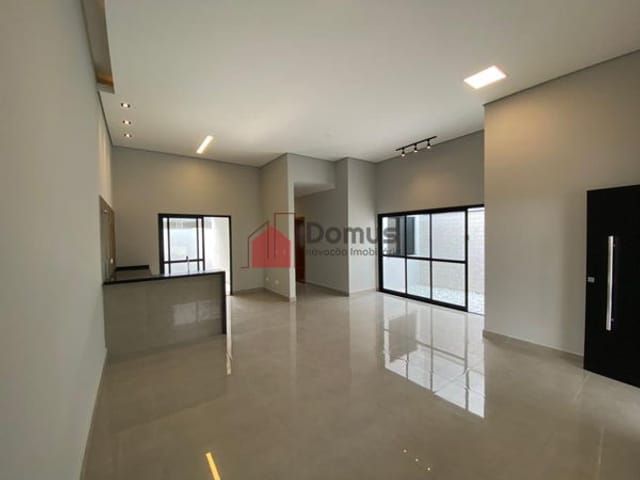Casa à venda, no bairro Vila Prado em Pindamonhangaba