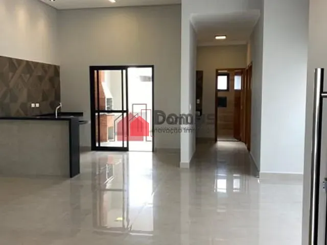 Casa à venda, no bairro Vila Prado em Pindamonhangaba