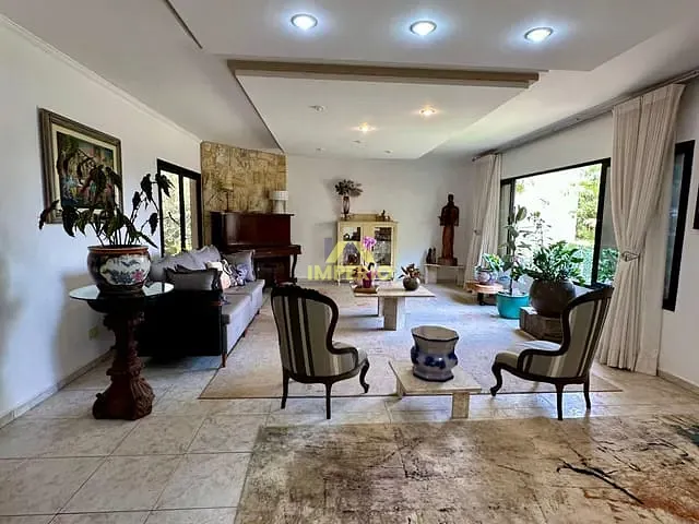 Casa com 2300m² 4 quartos e 2 banheiros, à venda, no bairro Condomínio Monte Belo em Salto