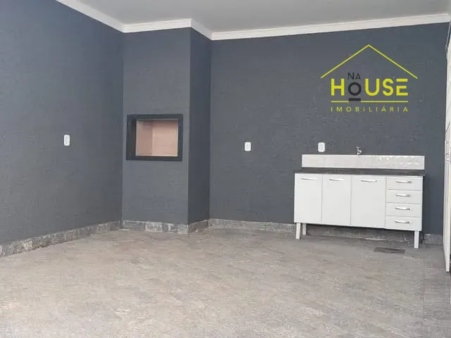 Casa 3 quartos e 2 banheiros, à venda, no bairro Jardim Botura em Votuporanga