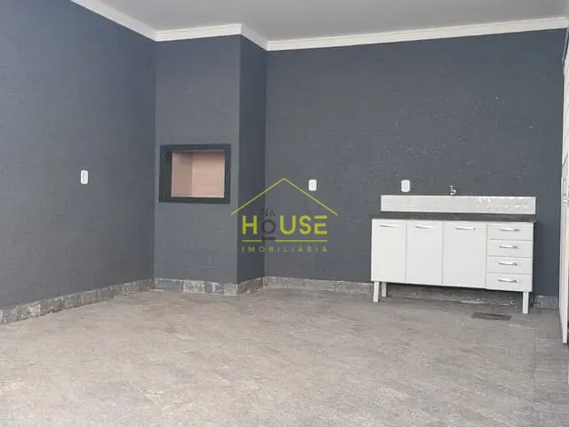 Casa 3 quartos e 2 banheiros, à venda, no bairro Jardim Botura em Votuporanga
