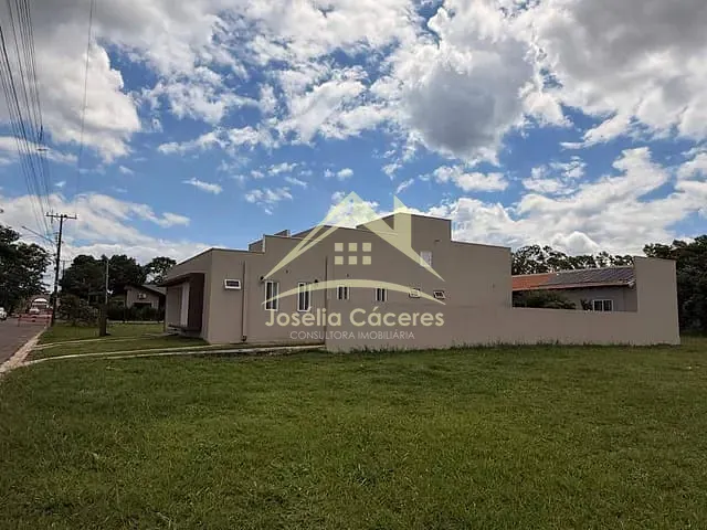 Casa com 364m² 4 quartos e 6 banheiros, à venda, no bairro Av. Tancredo Neves em Chapada dos Guimarães
