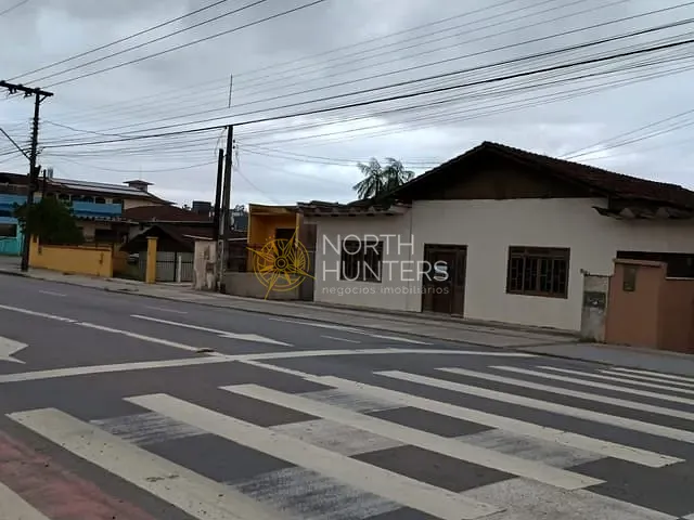Casa com 150m², à venda, no bairro Boa Vista em Joinville