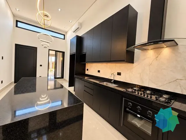 Casa com 175m² 3 quartos e 2 banheiros, à venda, no bairro Village Moutonnée em Salto