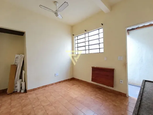 Casa com 102m², à venda, no bairro Campos Elíseos em Ribeirão Preto
