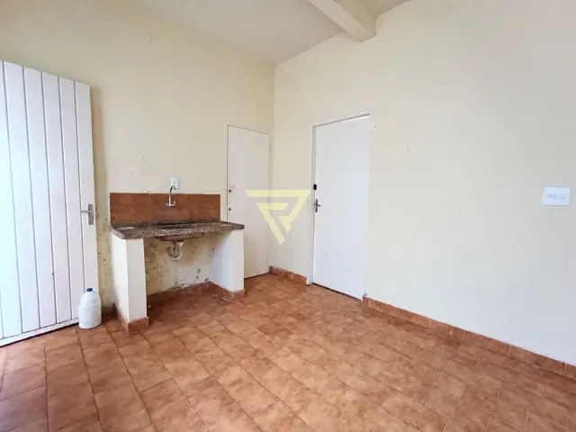 Casa com 102m², à venda, no bairro Campos Elíseos em Ribeirão Preto