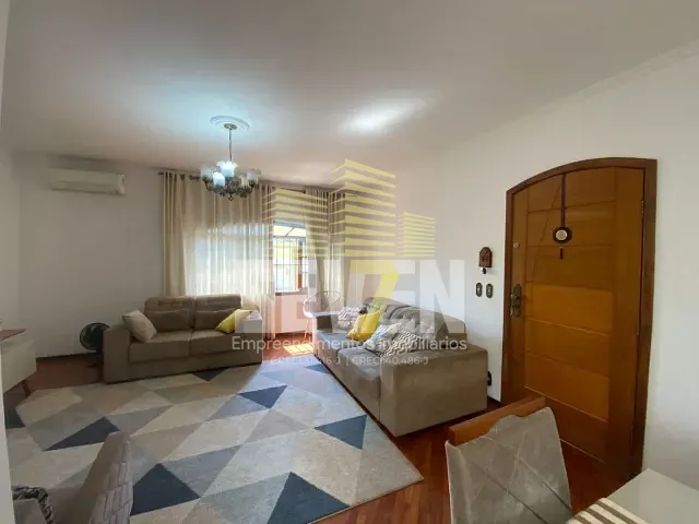 Casa com 242m² 4 quartos e 2 banheiros, à venda, no bairro Jardim Cruzeiro do Sul em Bauru