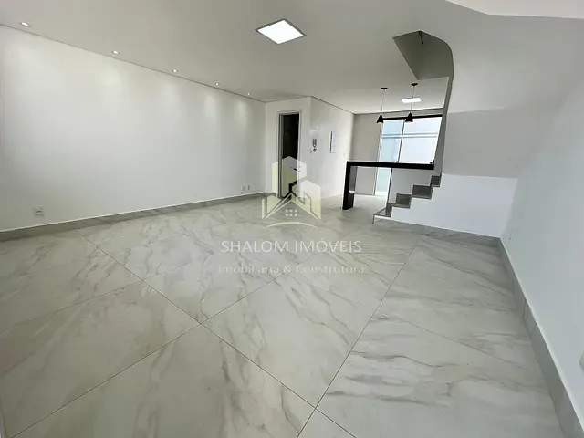 Casa 3 quartos e 2 banheiros, à venda, no bairro Planalto em Belo Horizonte