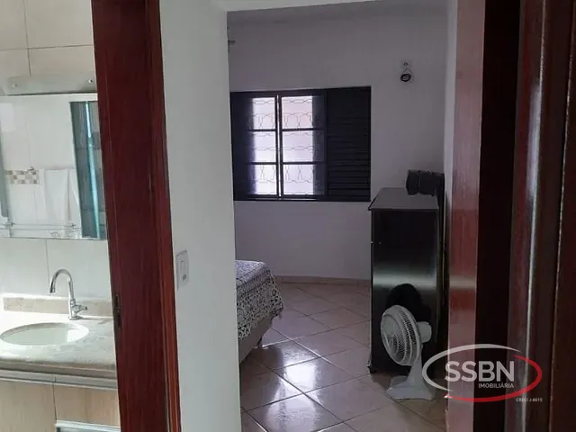 Casa com 300m² 3 quartos e 2 banheiros, à venda, no bairro Jardim Santa Rosa em Nova Odessa