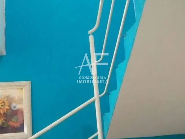 Casa com 300m² 3 quartos e 2 banheiros, à venda, no bairro Jardim Continental em Taubaté