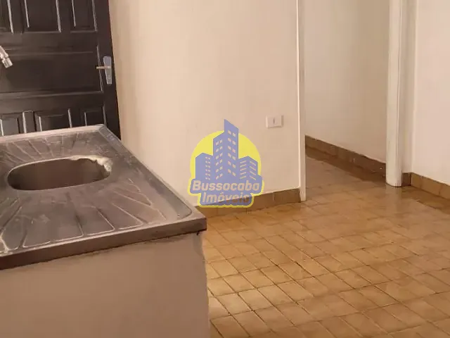 Casa com 70m² 1 quarto e 1 banheiro, para alugar, no bairro Vila Yolanda em Osasco