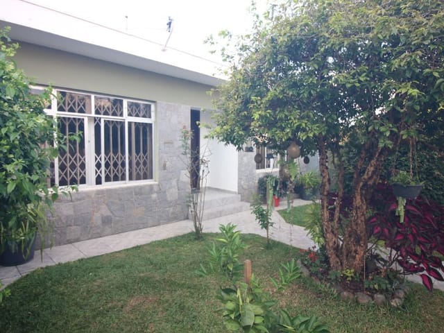 Casa com 423m² 4 quartos e 3 banheiros, à venda, no bairro São Braz em Curitiba