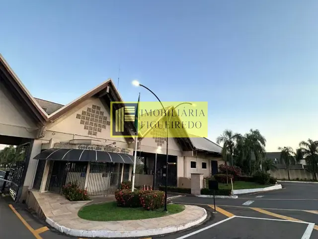 Casa com 225m² 3 quartos e 3 banheiros, para alugar, no bairro Condomínio Village La Montagne em São José do Rio Preto
