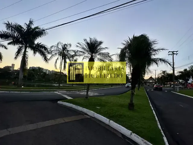 Casa com 225m² 3 quartos e 3 banheiros, para alugar, no bairro Condomínio Village La Montagne em São José do Rio Preto