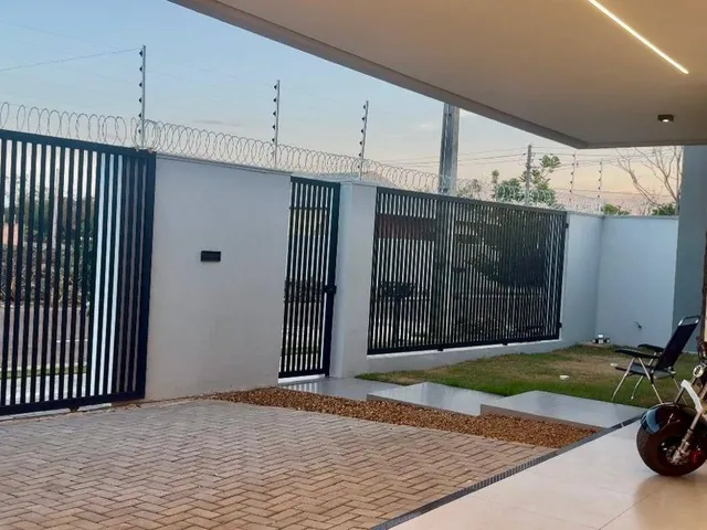 Casa com 225m² 2 quartos e 2 banheiros, à venda, no bairro Sonhalto Videira em Sinop