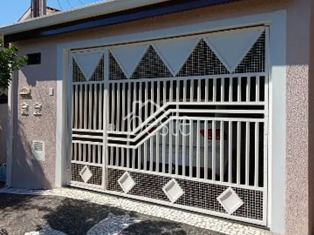 Casa com 150m² 3 quartos e 2 banheiros, à venda, no bairro Parque Residencial do Lago em Santa Bárbara D'Oeste
