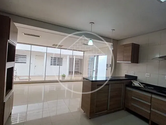 Casa com 220m² 3 quartos e 4 banheiros, à venda, no bairro Vila Congonhas em São Paulo