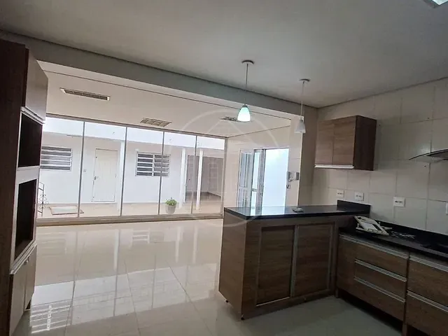 Casa com 220m² 3 quartos e 4 banheiros, à venda, no bairro Vila Congonhas em São Paulo