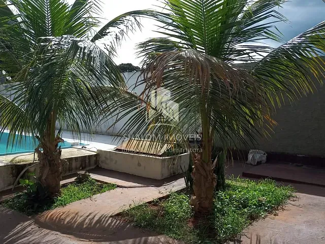 Casa 3 quartos e 4 banheiros, à venda, no bairro Beira Rio em Três Marias