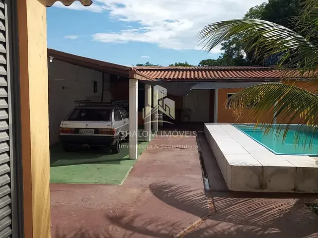 Casa 3 quartos e 4 banheiros, à venda, no bairro Beira Rio em Três Marias