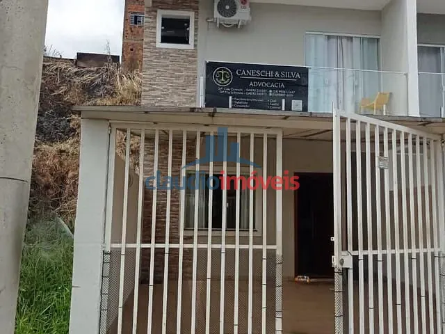 Casa com 150m² 2 quartos e 3 banheiros, à venda, no bairro Vila Ursulino em Barra Mansa