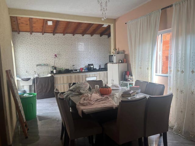Casa com 180m² 2 quartos e 1 banheiro, à venda, no bairro Conjunto Habitacional Parque da Floresta em Campinas