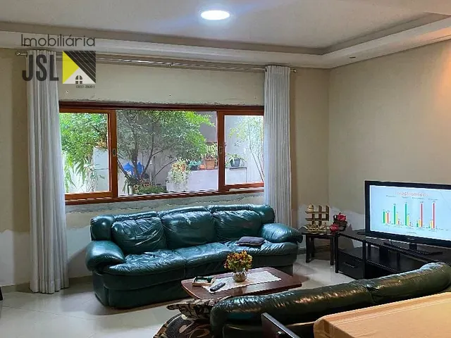 Casa com 251m² 3 quartos e 3 banheiros, à venda, no bairro Village das Flores em Caçapava