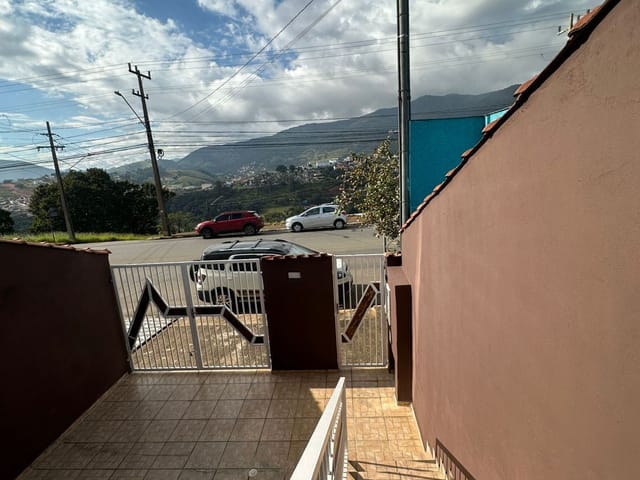 Casa com 133m² 3 quartos e 2 banheiros, à venda, no bairro Ponte Nova em Extrema