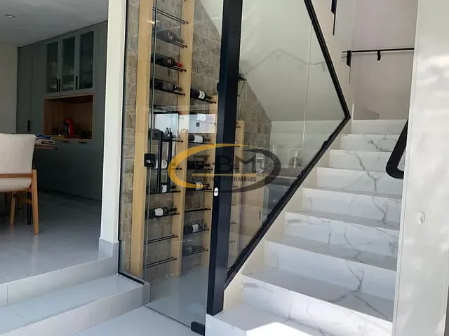 Casa com 256m² 3 quartos e 4 banheiros, à venda, no bairro Jardim Morumbi em Londrina