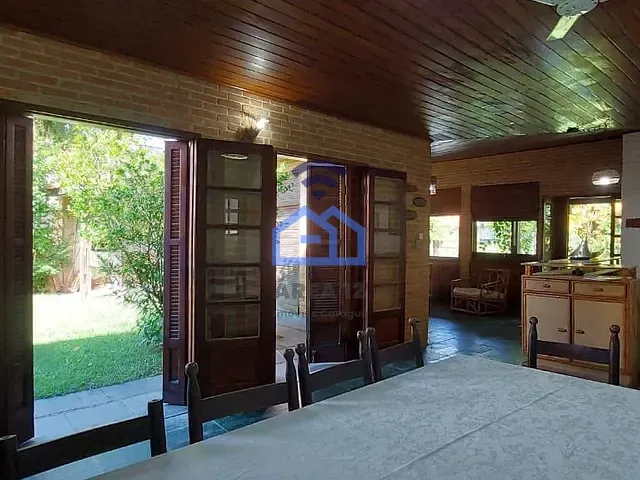 Casa com 496m² 4 quartos e 3 banheiros, à venda, no bairro Barequeçaba em São Sebastião