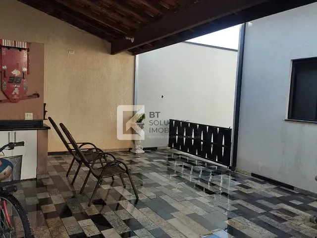 Casa com 250m² 3 quartos e 2 banheiros, à venda, no bairro Jardim Europa II em Indaiatuba