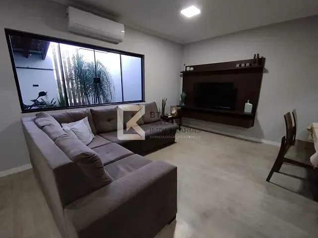 Casa com 250m² 3 quartos e 2 banheiros, à venda, no bairro Jardim Europa II em Indaiatuba