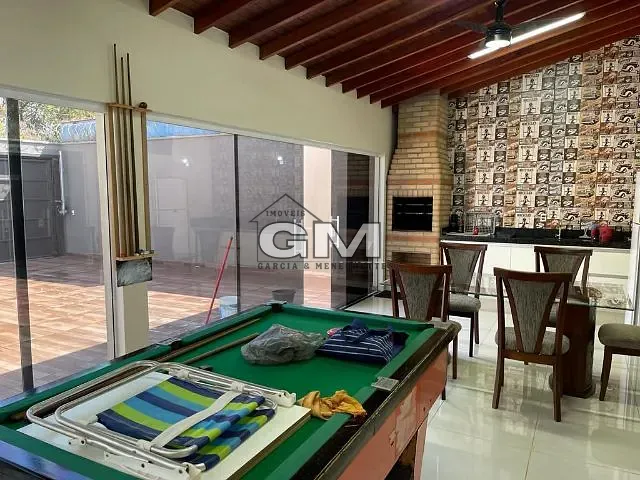 Casa com 200m² 2 quartos e 2 banheiros, à venda, no bairro Jardim São Gabriel  em Jardinópolis