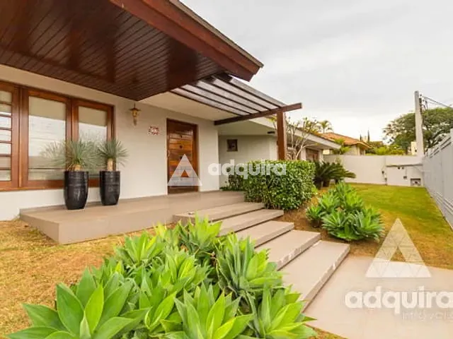 Casa com 2500m² 4 quartos e 5 banheiros, à venda ou para alugar, no bairro Estrela em Ponta Grossa