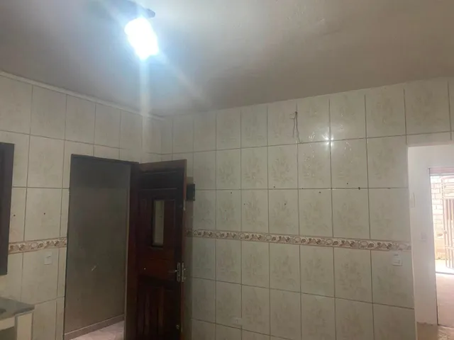 Casa 1 quarto e 1 banheiro, para alugar, no bairro Chácara da Enseada em São Paulo