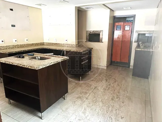 Casa com 200m² 3 quartos e 4 banheiros, para alugar, no bairro Campo Belo em São Paulo