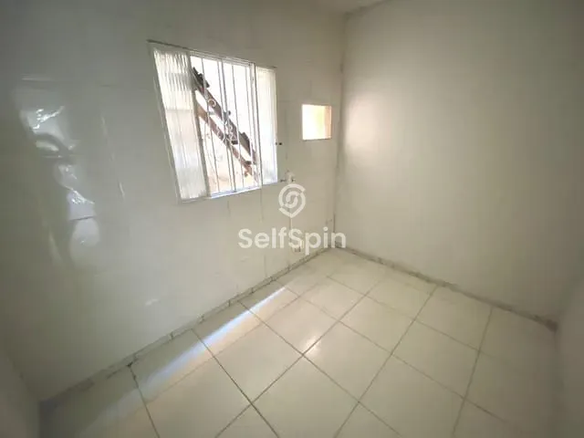 Casa 1 quarto e 1 banheiro, para alugar, no bairro Fonseca em Niterói