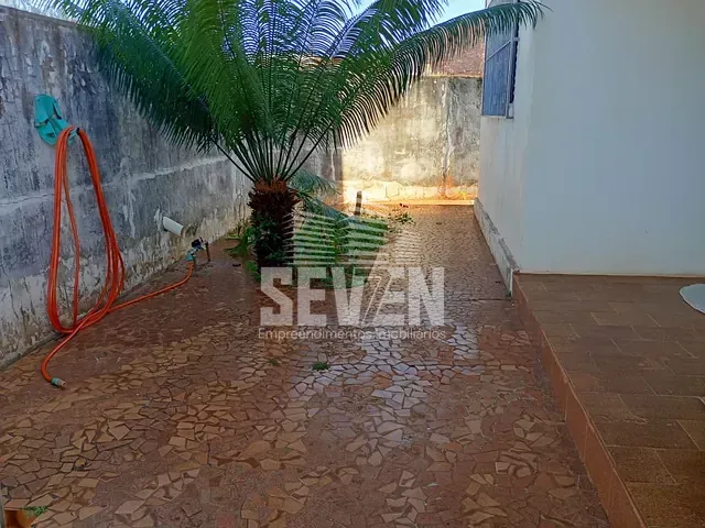 Casa com 432m² 2 quartos e 1 banheiro, à venda, no bairro Vila Industrial em Bauru