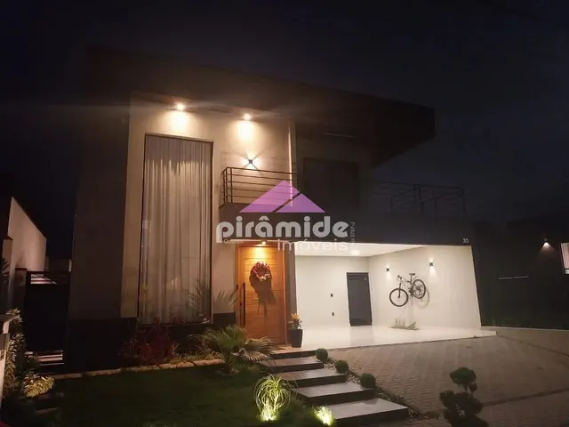 Casa com 350m² 4 quartos e 3 banheiros, à venda, no bairro Residencial Ouroville em Taubaté