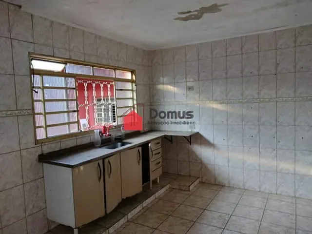 Casa com 150m², à venda, no bairro Residencial Pasin em Pindamonhangaba