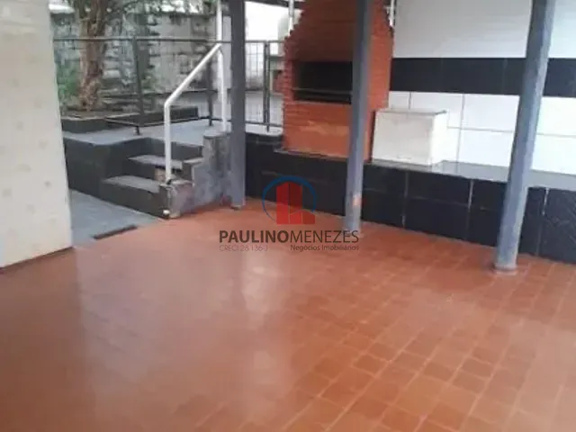 Casa com 300m² 3 quartos e 1 banheiro, à venda, no bairro Vila Santa Maria em Americana