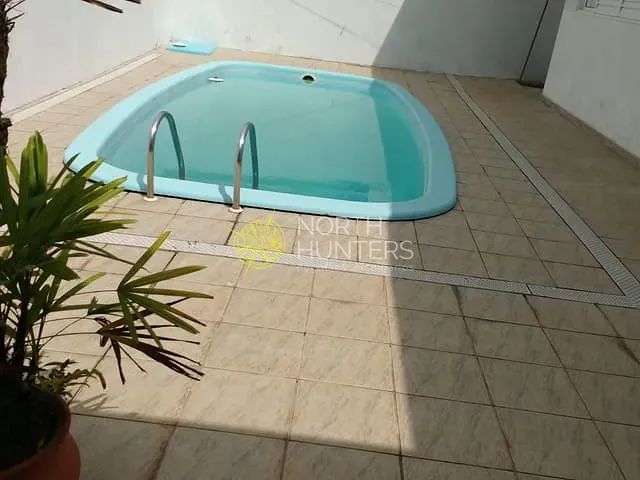 Casa com 450m² 4 quartos e 3 banheiros, à venda, no bairro América em Joinville