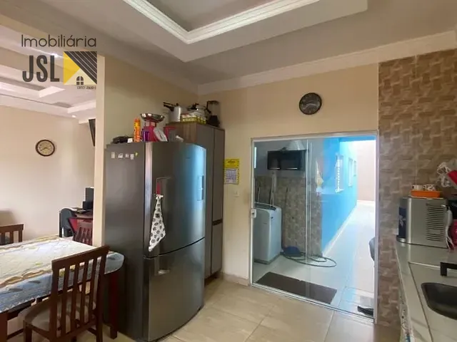Casa com 175m² 3 quartos e 2 banheiros, à venda, no bairro Parque Residencial Santo André em Caçapava