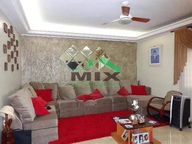 Casa com 140m² 3 quartos e 1 banheiro, à venda, no bairro Taboão em Diadema