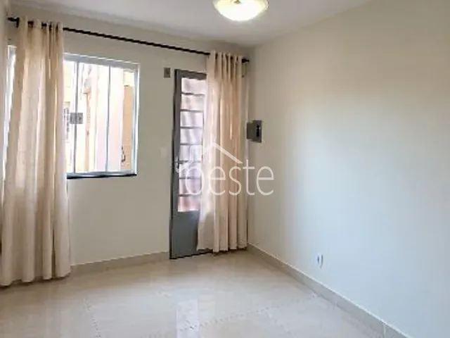 Apartamento com 42m² 2 quartos e 1 banheiro, à venda ou para alugar, no bairro Conjunto Habitacional Roberto Romano em Santa Bárbara D'Oeste